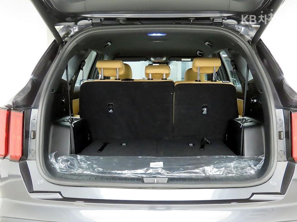 2023 - kia sorento