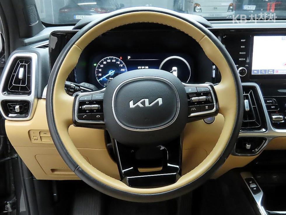 2023 - kia sorento