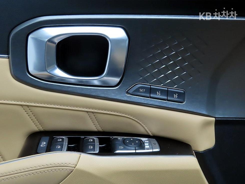 2023 - kia sorento
