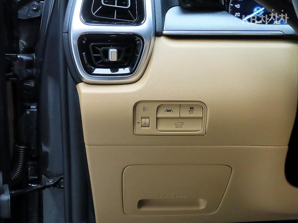 2023 - kia sorento