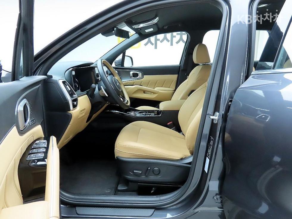 2023 - kia sorento