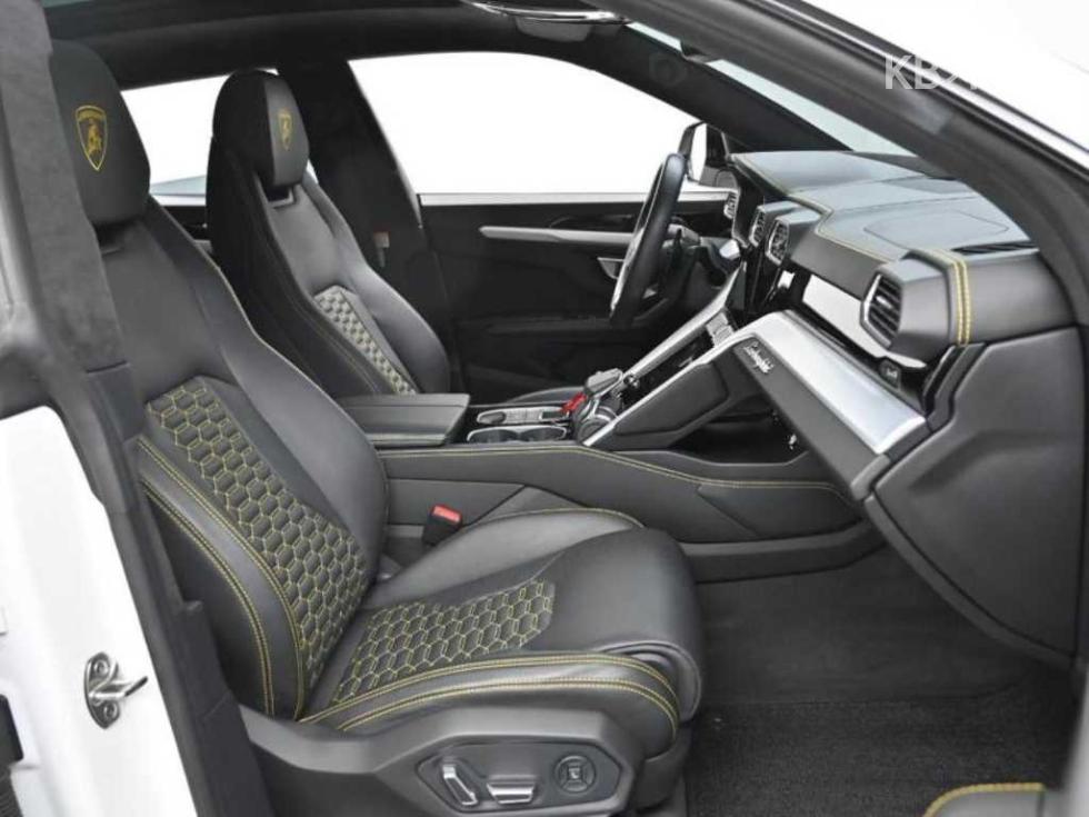 Lamborghini Urus — miniaturë 10