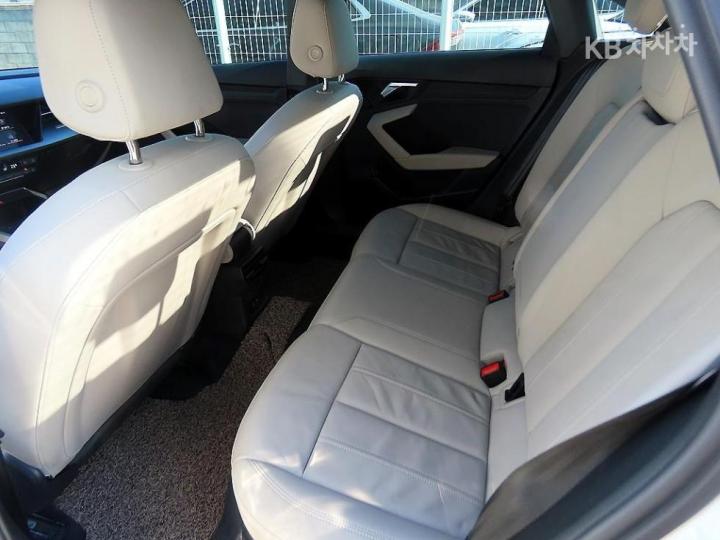 Audi A3 8Y 40 TFSI Base Type 7