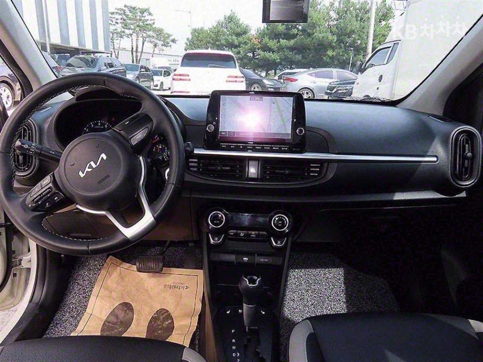 2022 - kia morning