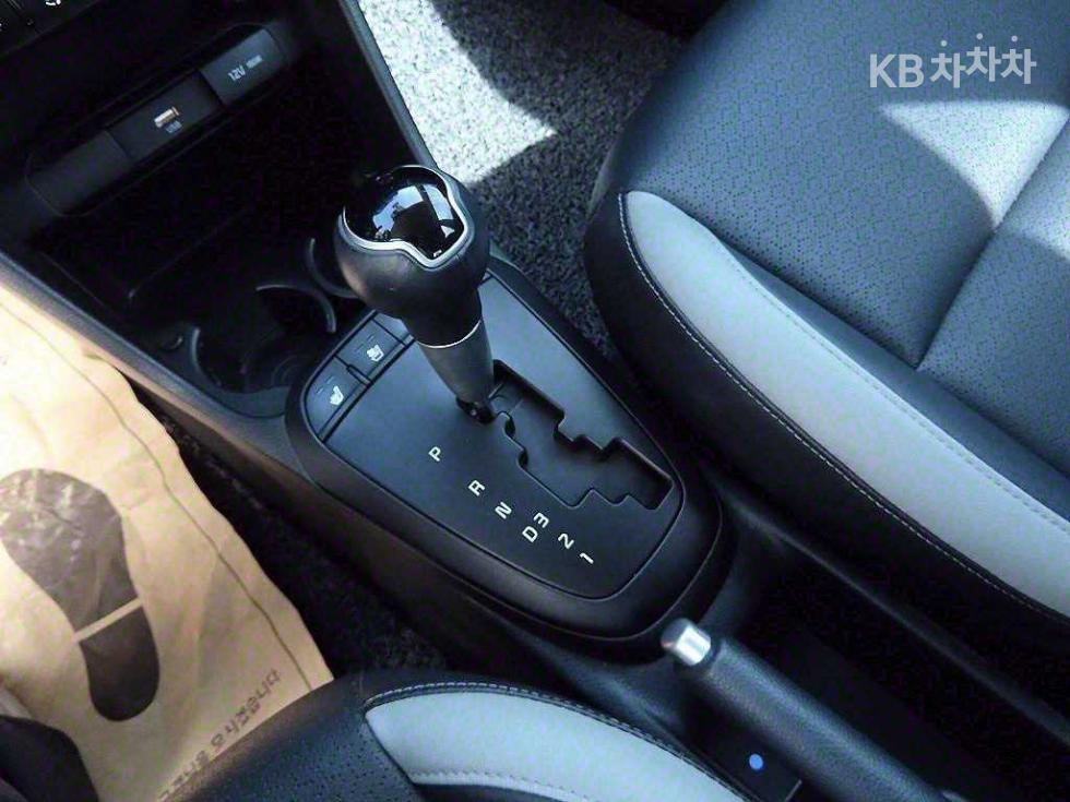 2022 - kia morning