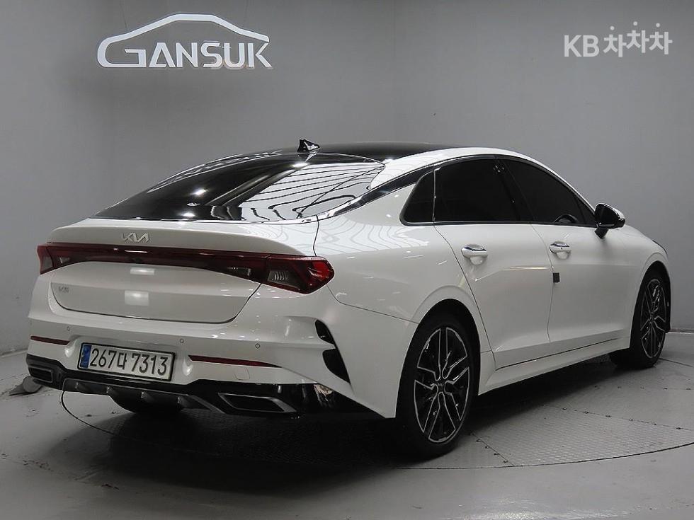 2023 - kia k5