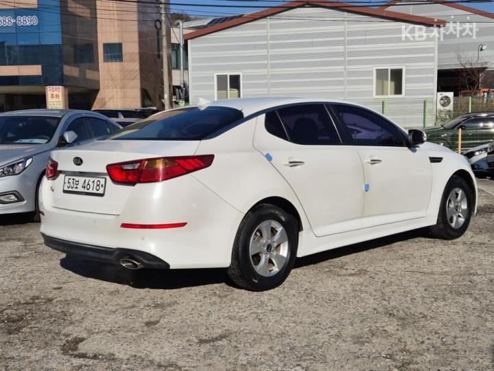 Kia K5 LPI Deluxe Base Type 5