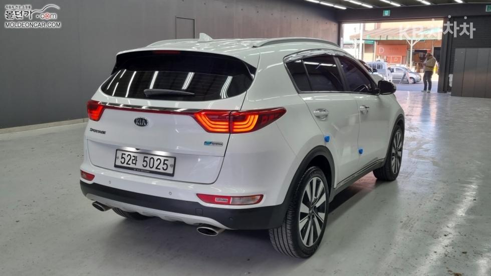 2018 - kia sportage