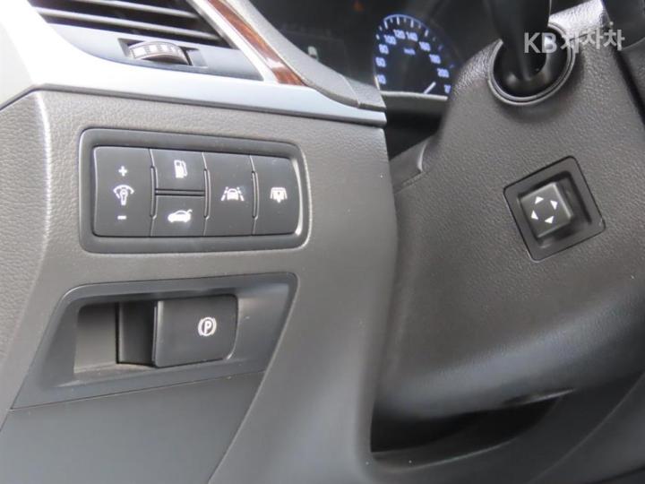 Hyundai Genesis DH G330 Premium 7
