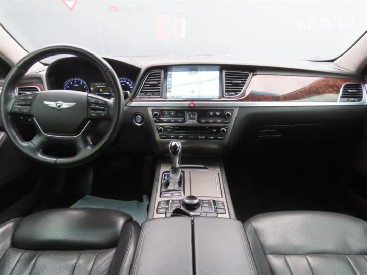 Hyundai Genesis DH G330 Premium 9