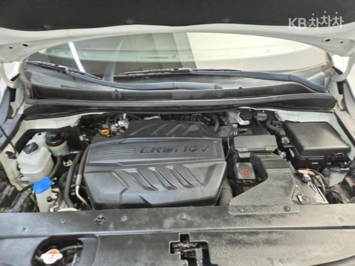 Kia Carnival 2.2 Diesel Limousine VIP 6