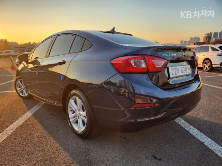 Chevrolet Cruze 1.4 Turbo LT Deluxe 7