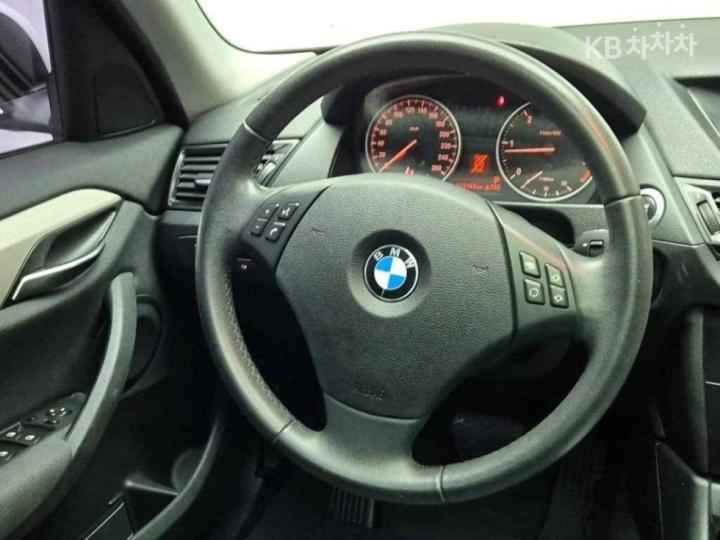 BMW X1 E84 1.8d xDrive 10