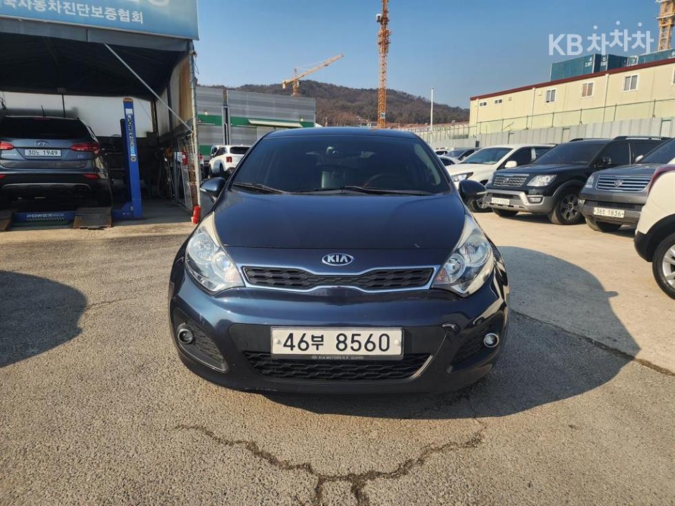 2013 - kia pride