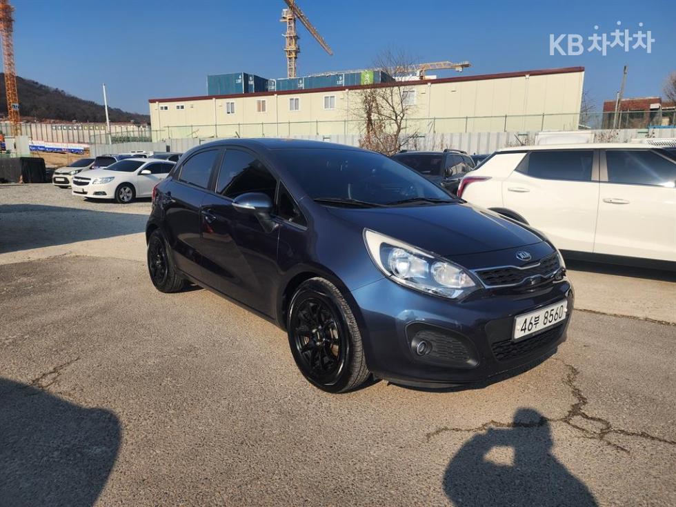 2013 - kia pride