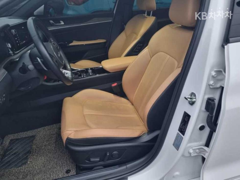 2023 - kia k5