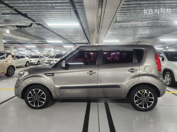 Kia Soul Diesel 1.6 Base Type 4