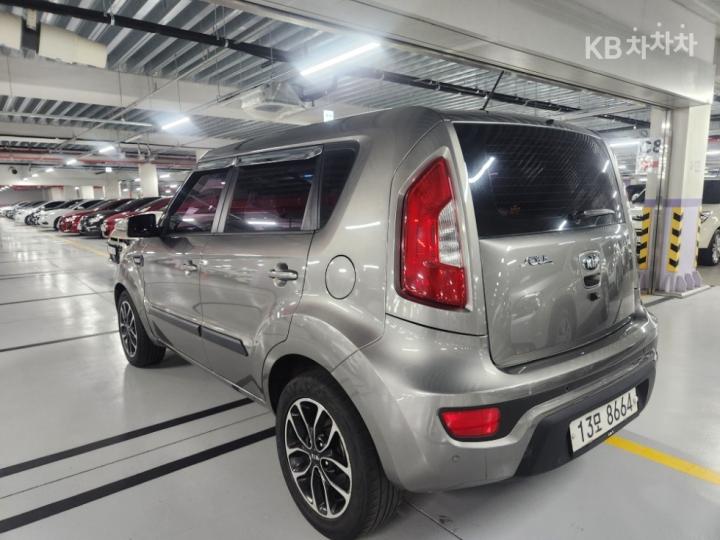 Kia Soul Diesel 1.6 Base Type 5