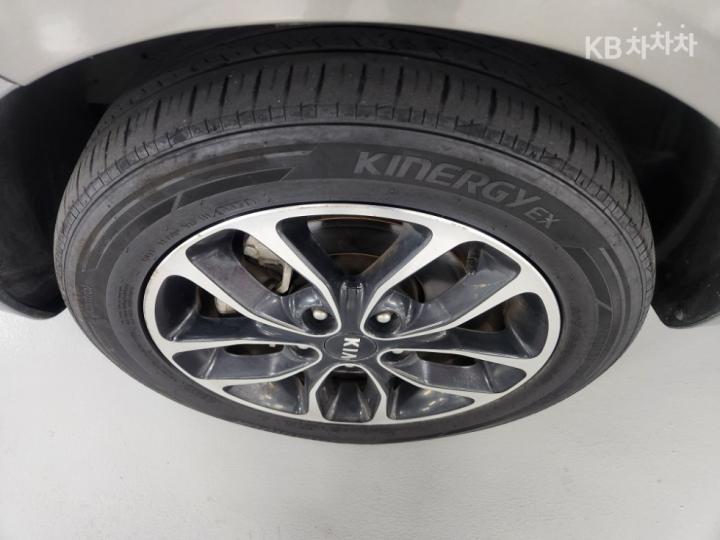 Kia Soul Diesel 1.6 Base Type 9