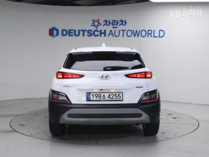 Hyundai Kona 1.6 Gasoline Turbo 2WD Smart 5