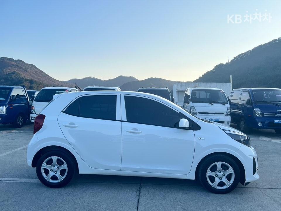 2022 - kia morning