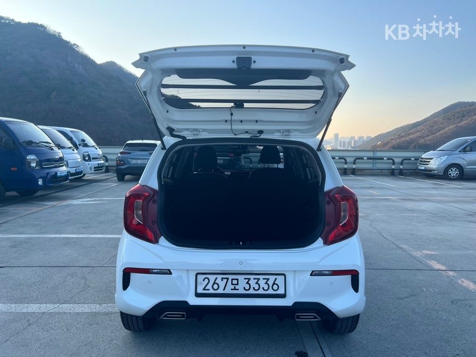 2022 - kia morning