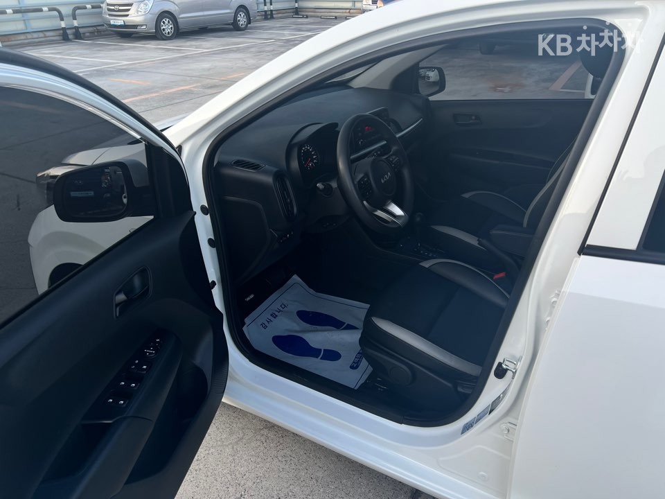 2022 - kia morning