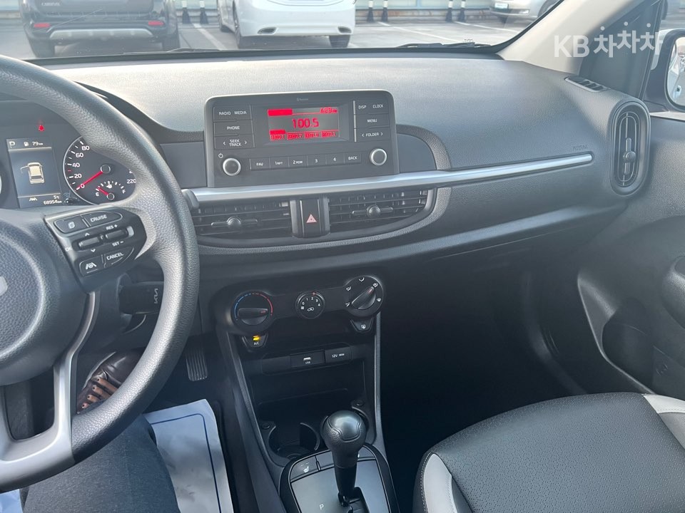 2022 - kia morning