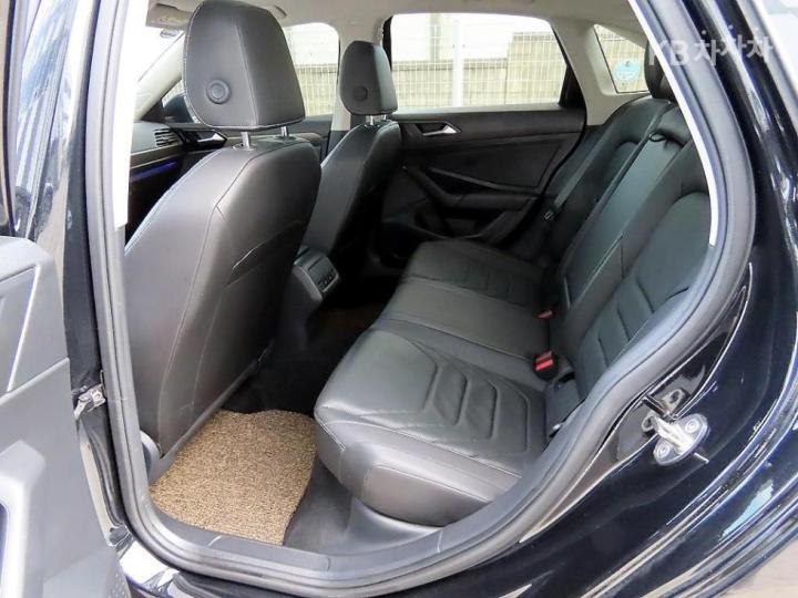 Volkswagen Jetta The 1.4 TSI Prestige 7