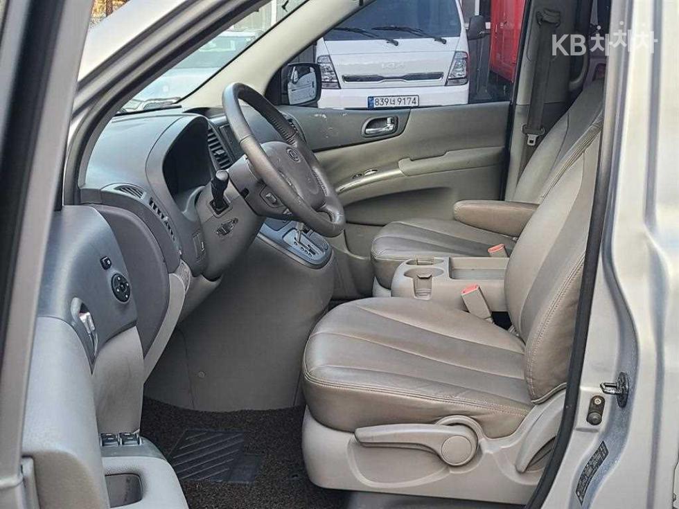 2009 - kia grand carnival
