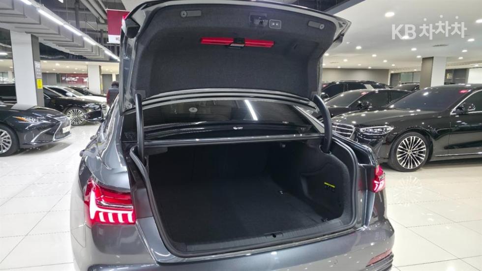 2021 - audi a6