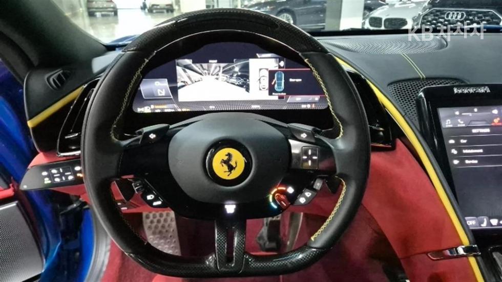 Ferrari Roma — miniaturë 12