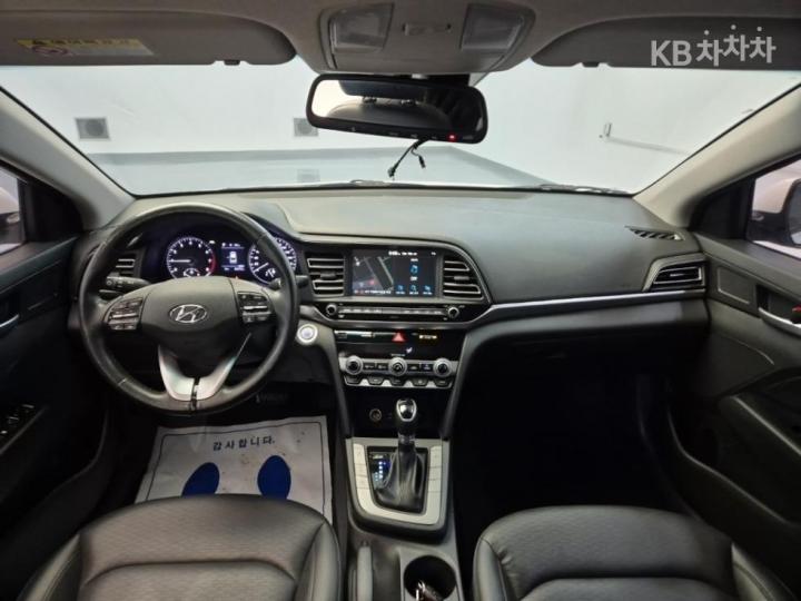 Hyundai Avante Smartstream G1.6 Best Choice Package - фото 7