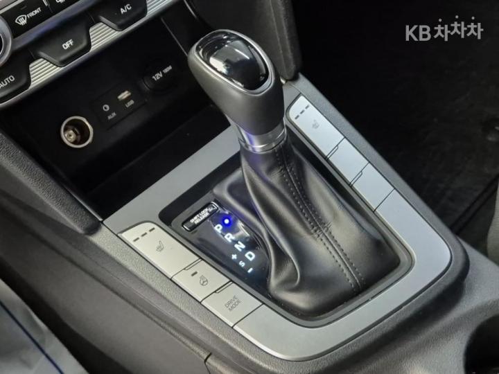 Hyundai Avante Smartstream G1.6 Best Choice Package - фото 8