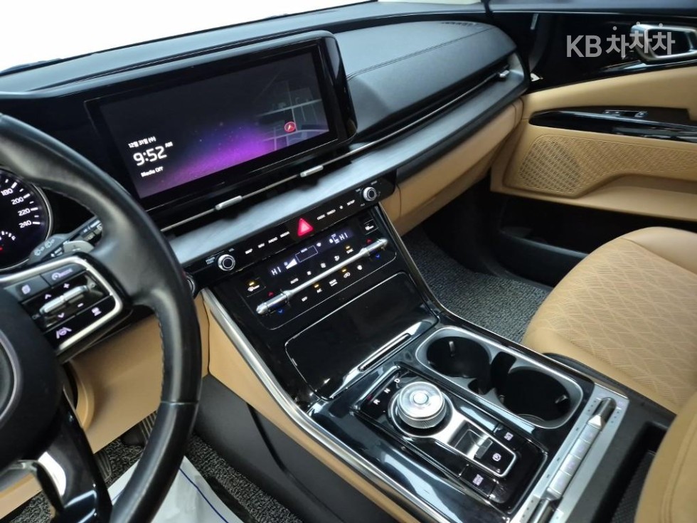 2021 - kia carnival