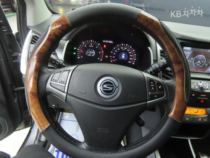 KG Mobility (Ssangyong) Korando New C 2.0 CVT 2WD Premium Type 9