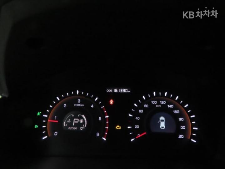 KG Mobility (Ssangyong) Korando New C 2.0 CVT 2WD Premium Type 10