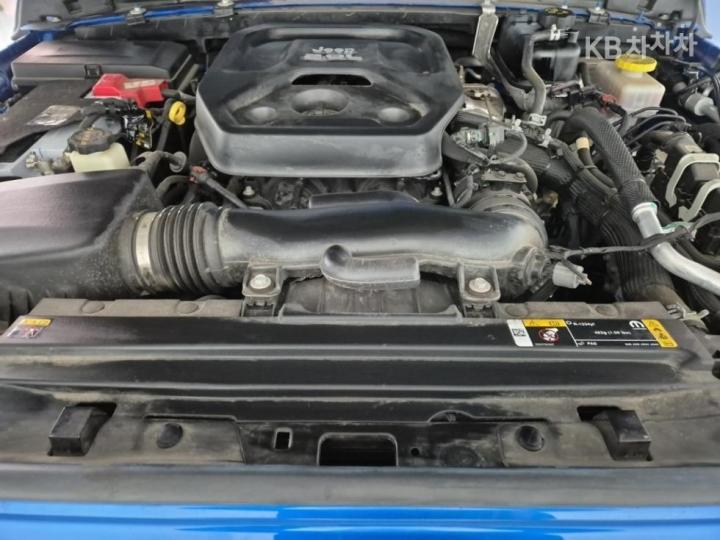 Jeep Wrangler JL 2.0 Overland 4 Duo Power Top Base Type 6