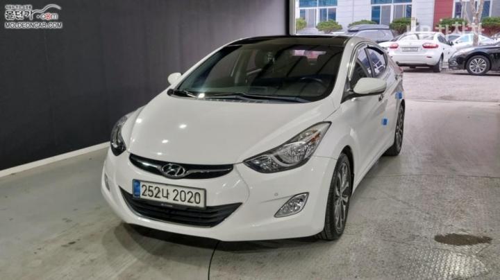 Hyundai Avante MD M16 GDI Modern