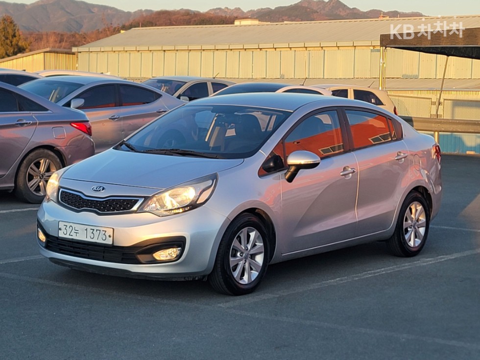 2014 - kia pride
