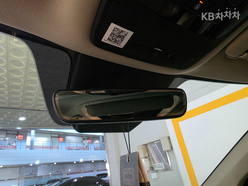 2021 - kia carnival
