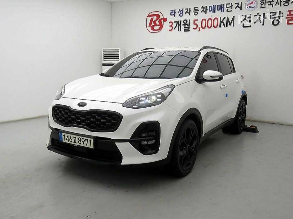2021 - kia sportage