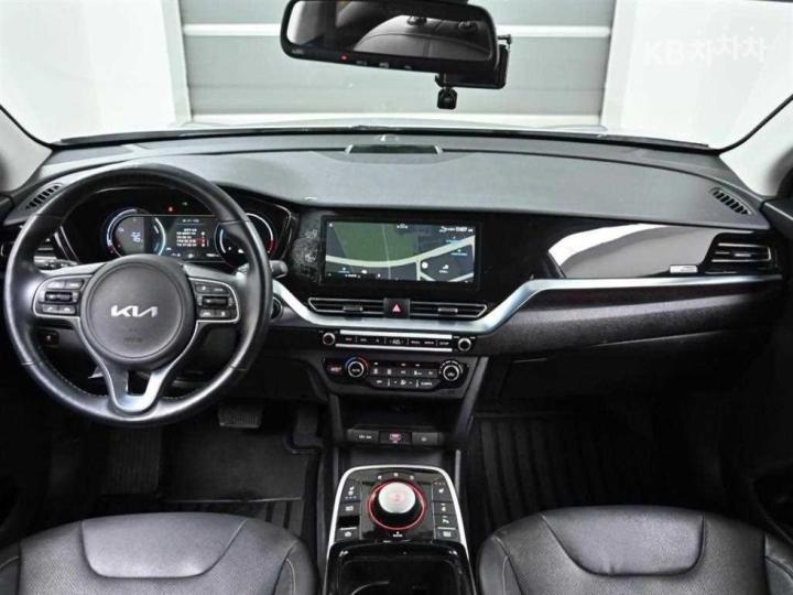 Kia Niro Plus EV Taxi Air 8