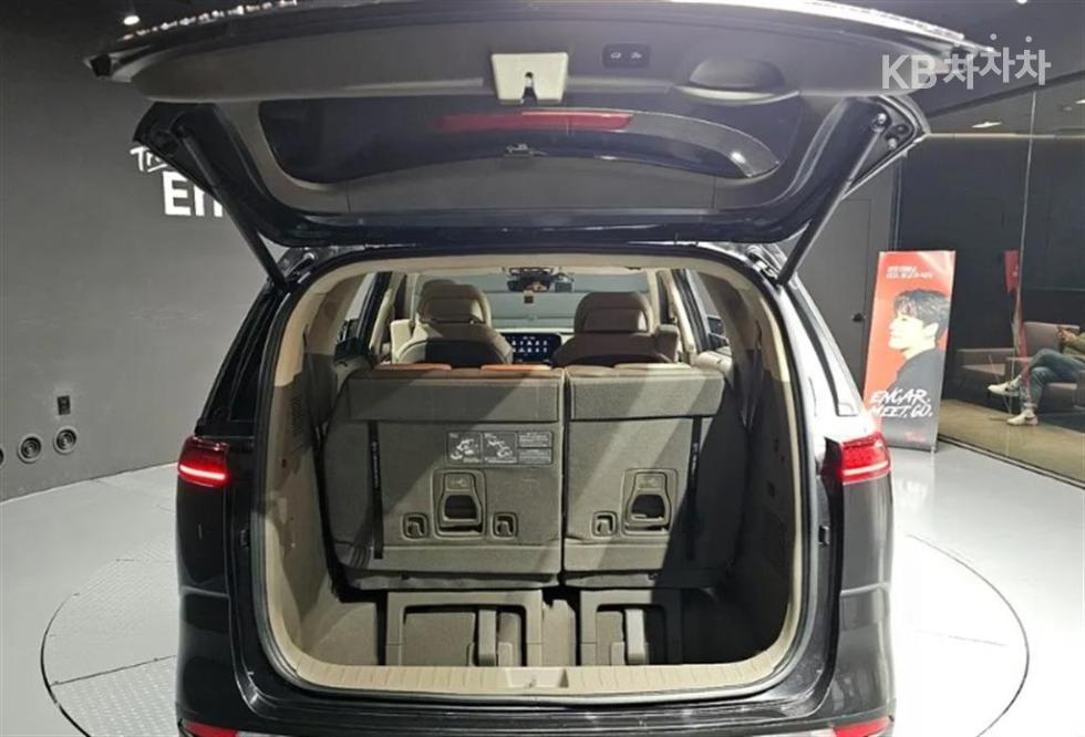 2021 - kia carnival