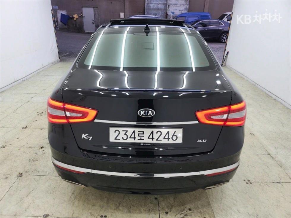 2014 - kia k7