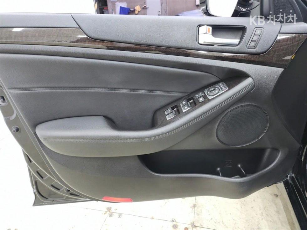 2014 - kia k7