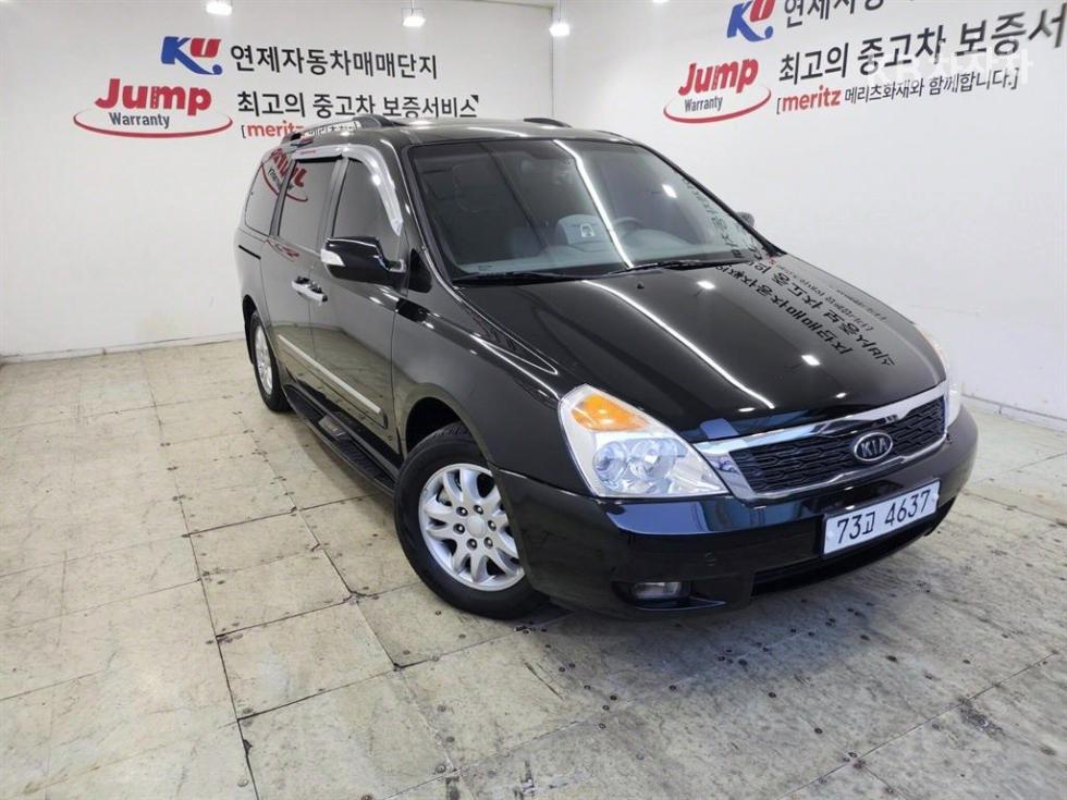 2012 kia carnival