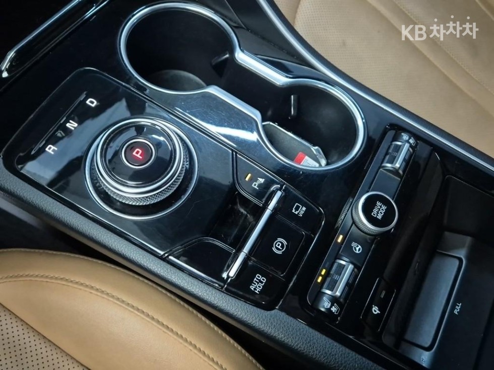 2023 - kia k5