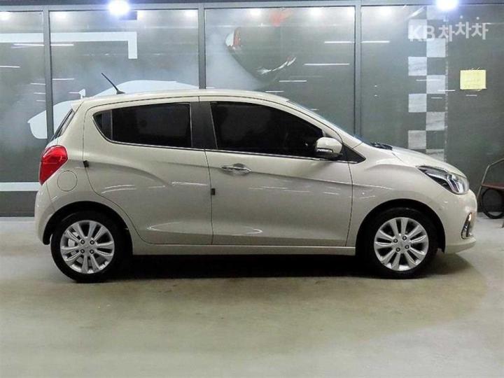 Chevrolet Spark The Next LTZ 4