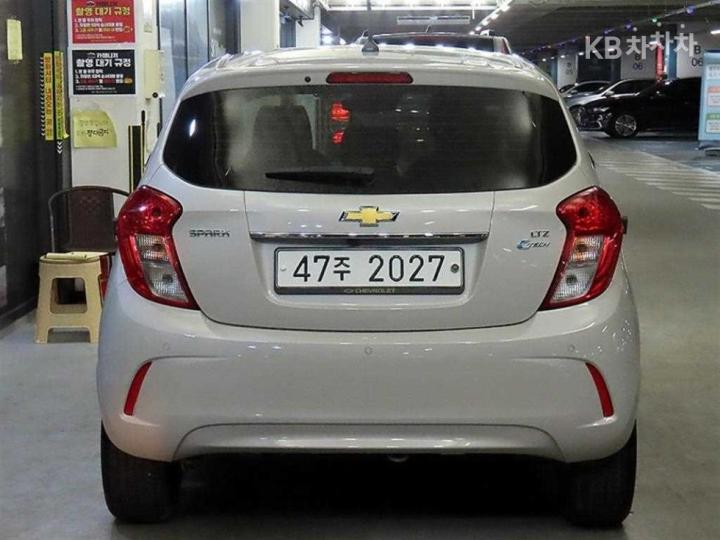 Chevrolet Spark The Next LTZ 6